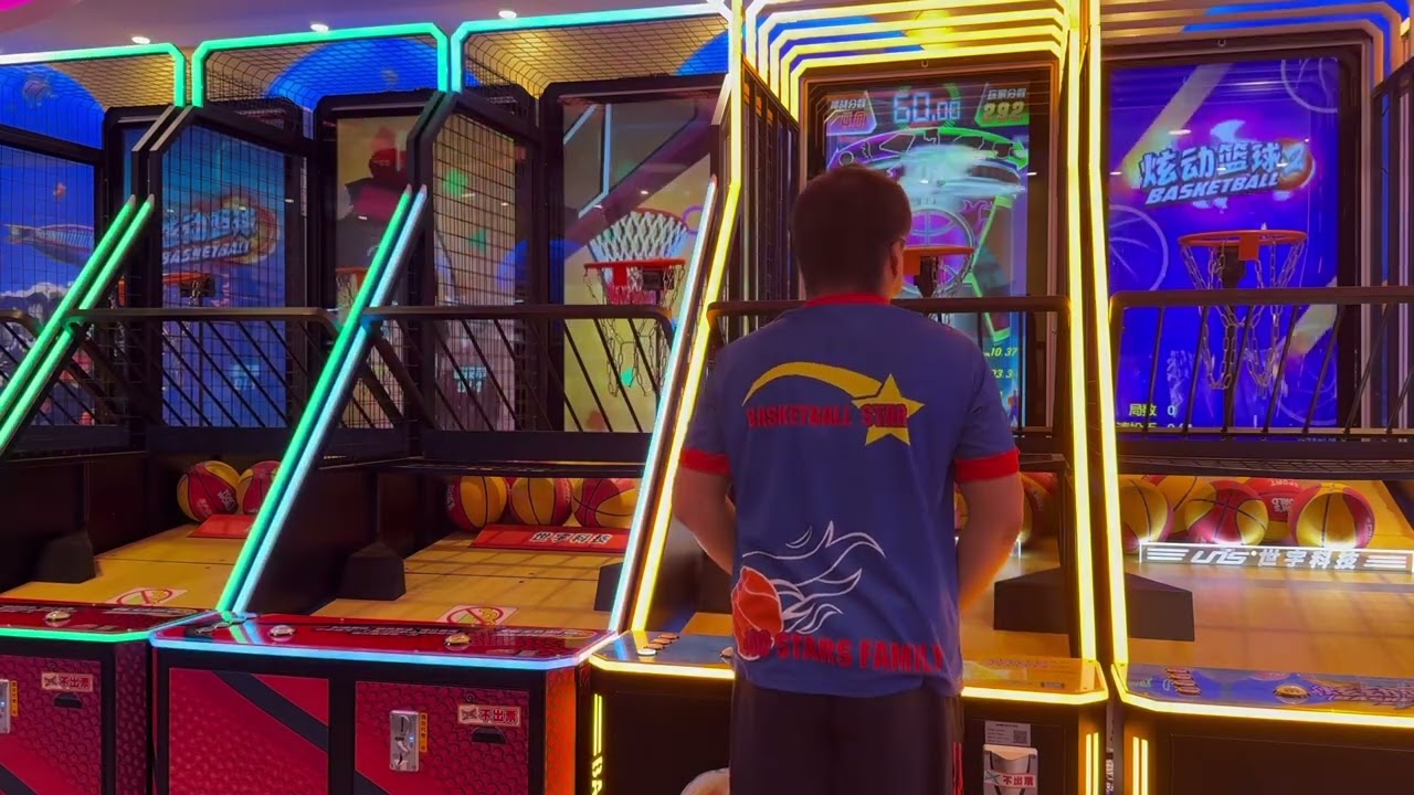 在知名百貨玩炫動籃球2能不能投出4千分以上呢？