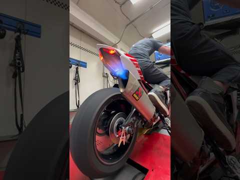 Honda CBR1000RR-R Fireblade SP Screams on the Dyno with BT Moto