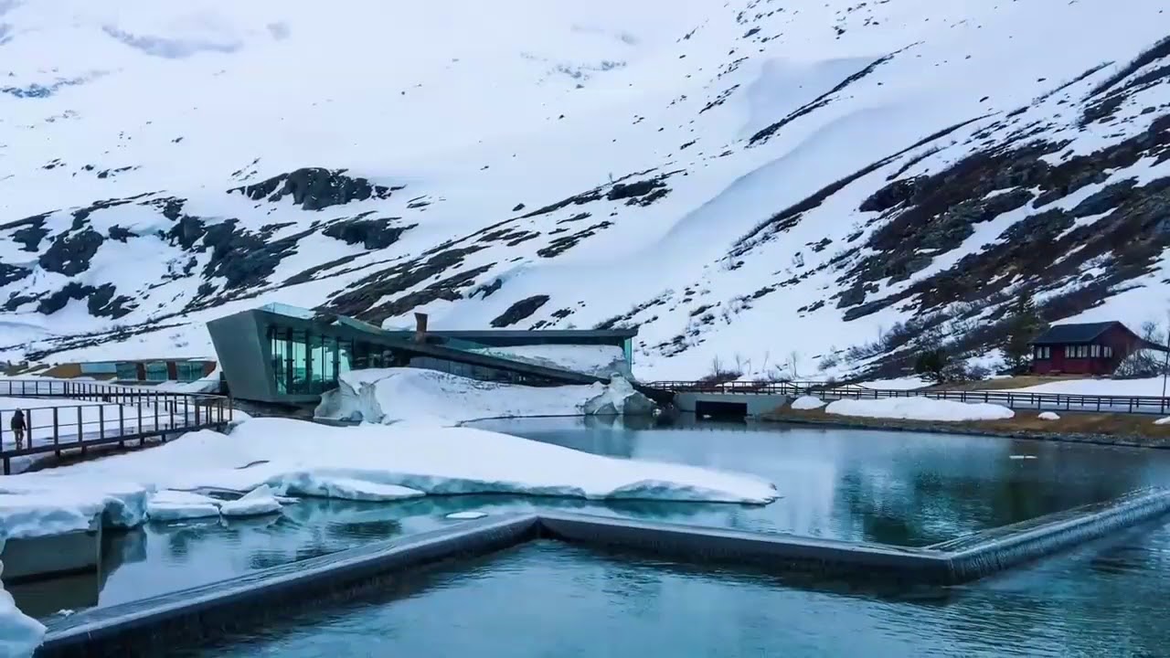 قصيدة الشيخ علاء الدين الخزنوي قدس سره باللغة الكردية في طلب المدد من حضرة النبي عليه الصلاة والسلام