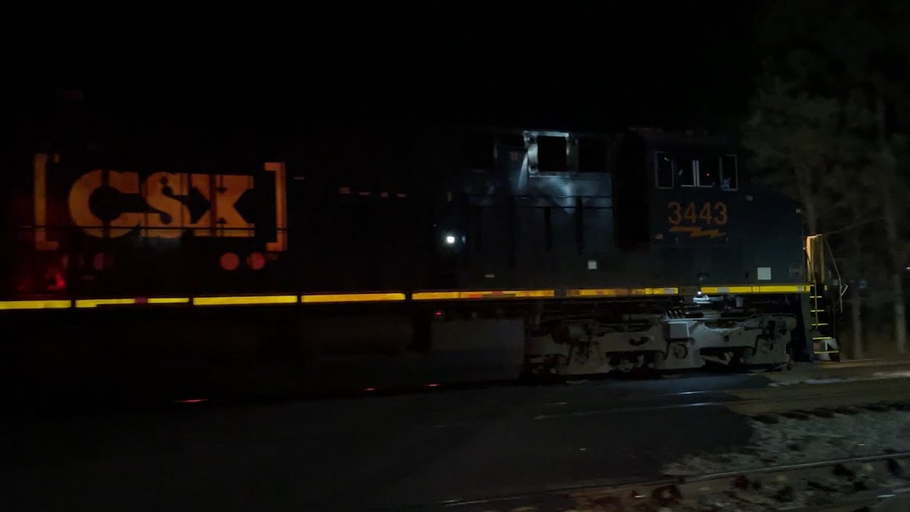 CSXT M652.29 ET44AH’s 3443 & 3316 1x1 seen passing Wilco Wilson headed ...