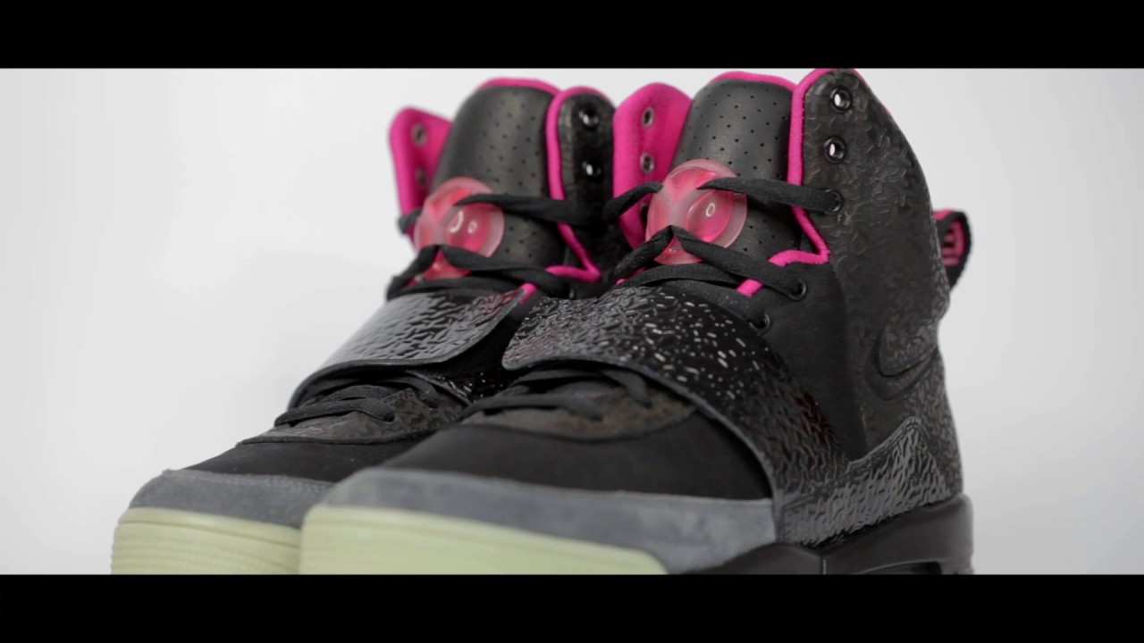 nike air yeezy blink