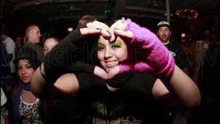 true life: I am a raver