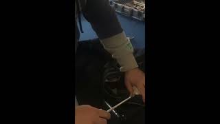 Entfernen Einer Artikelsicherung Warensicherung Diebstahlsicherung Youtube