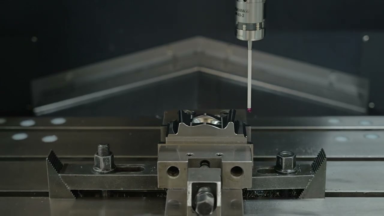 Double-column High-precision Machining Center M10 - UNO CNC