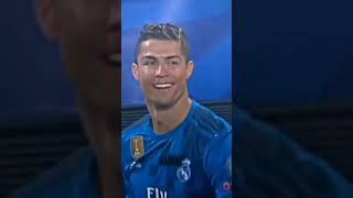 Ikisinin Ayagi Tekler Abi Birnin Sol Ayagi Birini Sağ Ayago