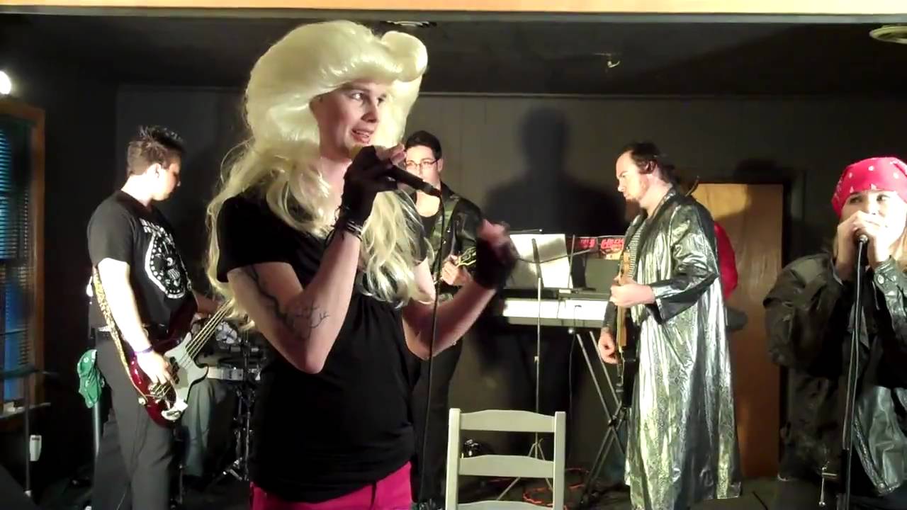 Hedwig and The Angry Inch comes to The Players' Ring