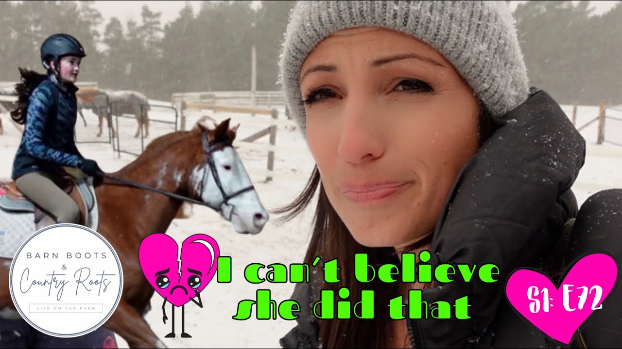 VLOGMAS 2021: KATE'S RIDING LESSON - COUNTING YOUR STRIDE AT THE JUMP ...