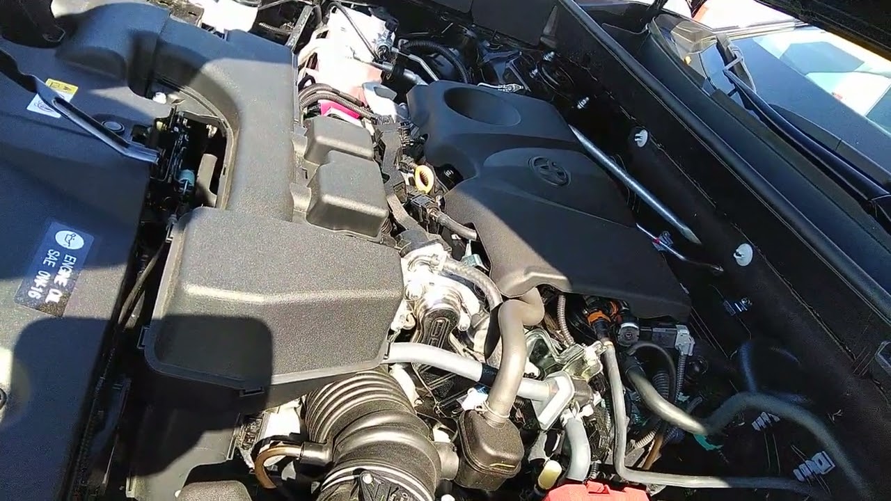 Звук мотора Toyota Gas от 2023 Toyota Rav4 Le 2T3H1RFV5PC236948