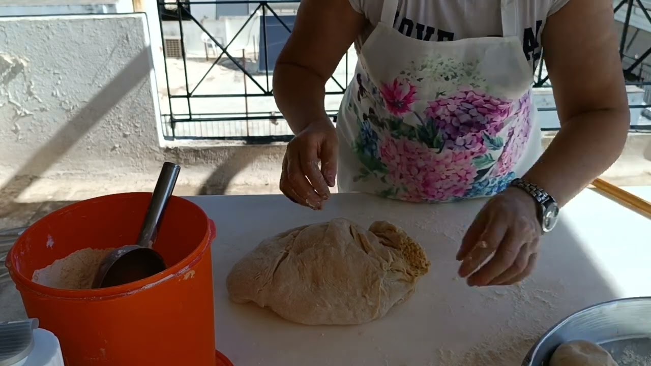 Ja si te pergatisim brumin per Petka | Receta tradicionale e Korces. |