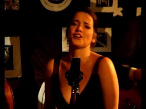Héloïse Rôth "Tout Passe" extrait du court métrage de Mathieu Guetta