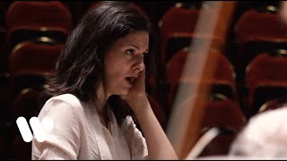 Marianne Crebassa sings "Vivan los que rien" from De Falla: La Vida Breve