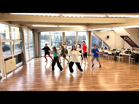 The Art of Shuffle Dance: A Drone Choreography Experience