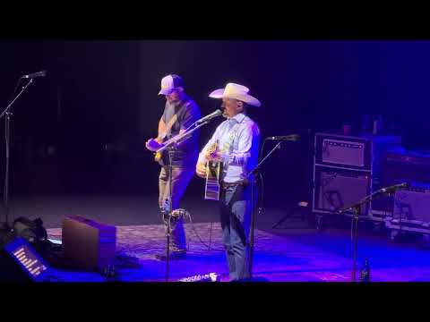 Turnpike Troubadours Live in Athens (2/28/26) - Heaven Passing Through