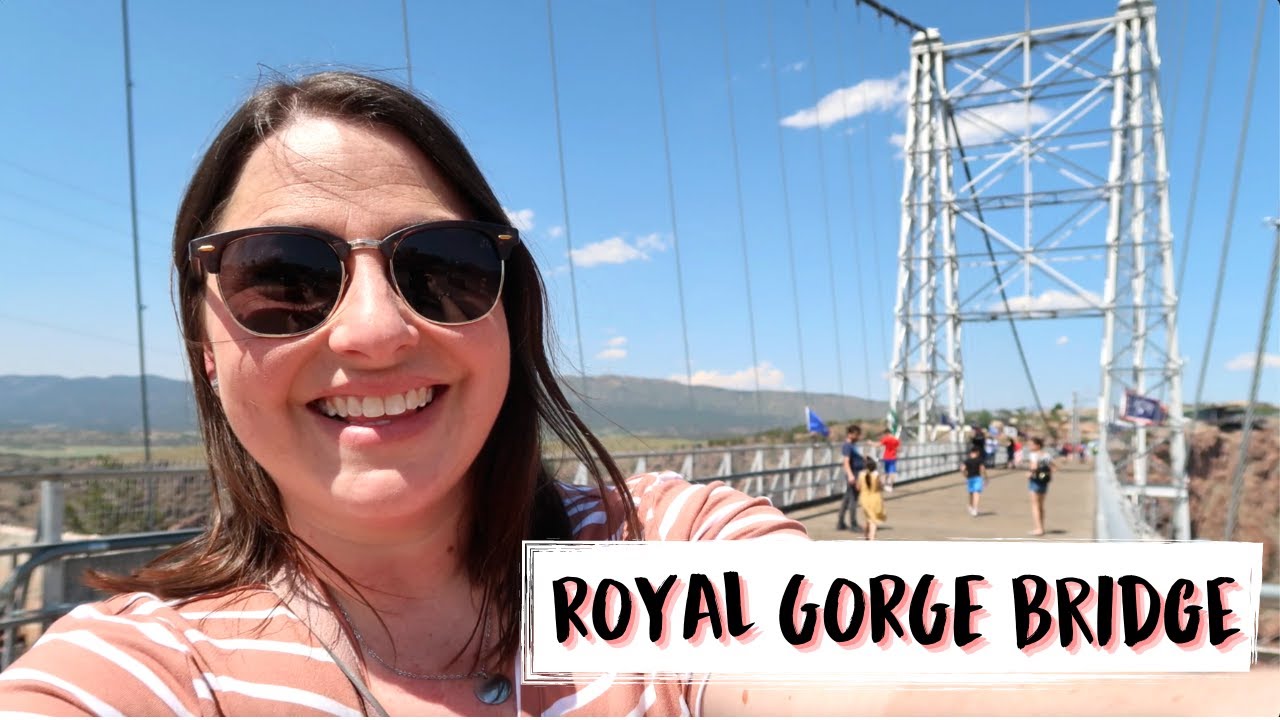 Visiting the Royal Bridge & a Gondola Ride! ELOPEMENT