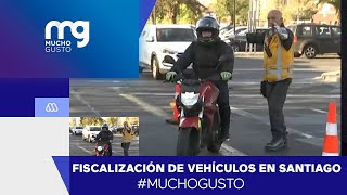 Operativo de fiscalización de vehículos y conductores en santiago