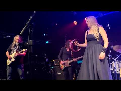MOSTLY AUTUMN - The Night Sky (Pagney-Derrière-Barine 2025)