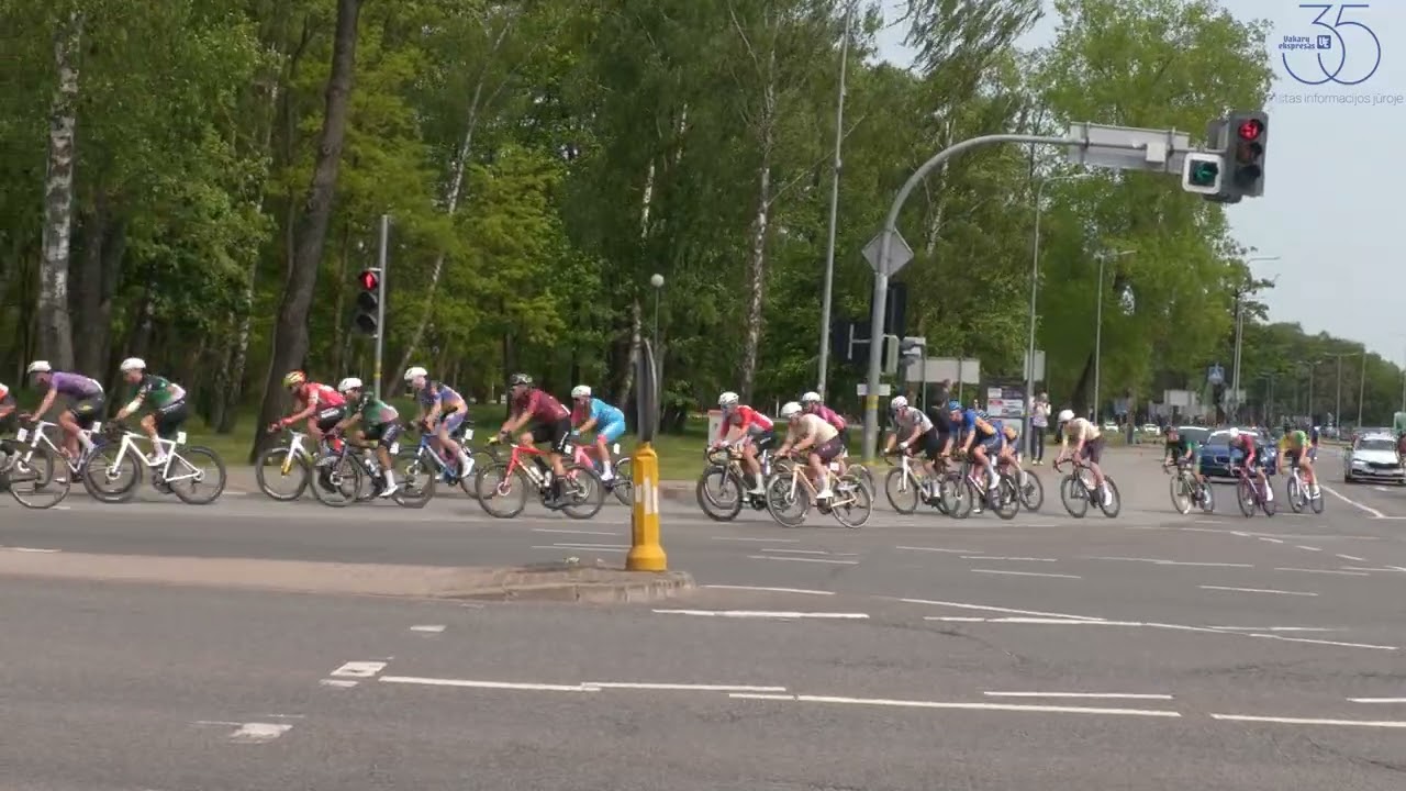 Klaipėdoje vyko pirmasis tarptautinių plento dviračių lenktynių - „Tour of Lithuania 2025“ etapas