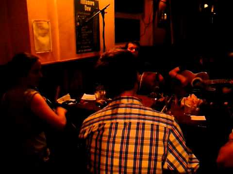 Irish Music at the James Joyce in Brussels featuri...