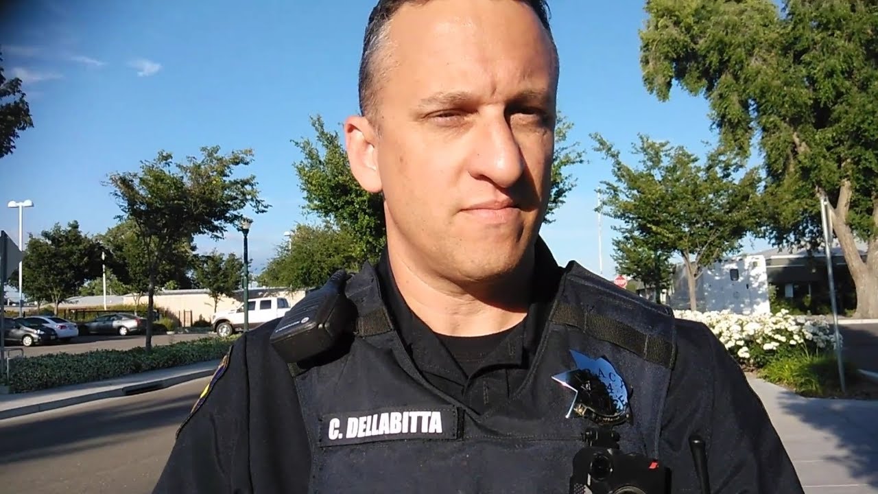 Tracy, CA PD. 1st Amendment Audit. (Can I see your ID...? ) off duty