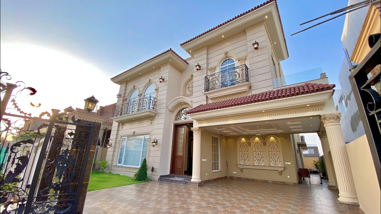 1 Kanal 50' × 90' fully furnished Beautiful House 🏘️ with 5 Bedroom for sale