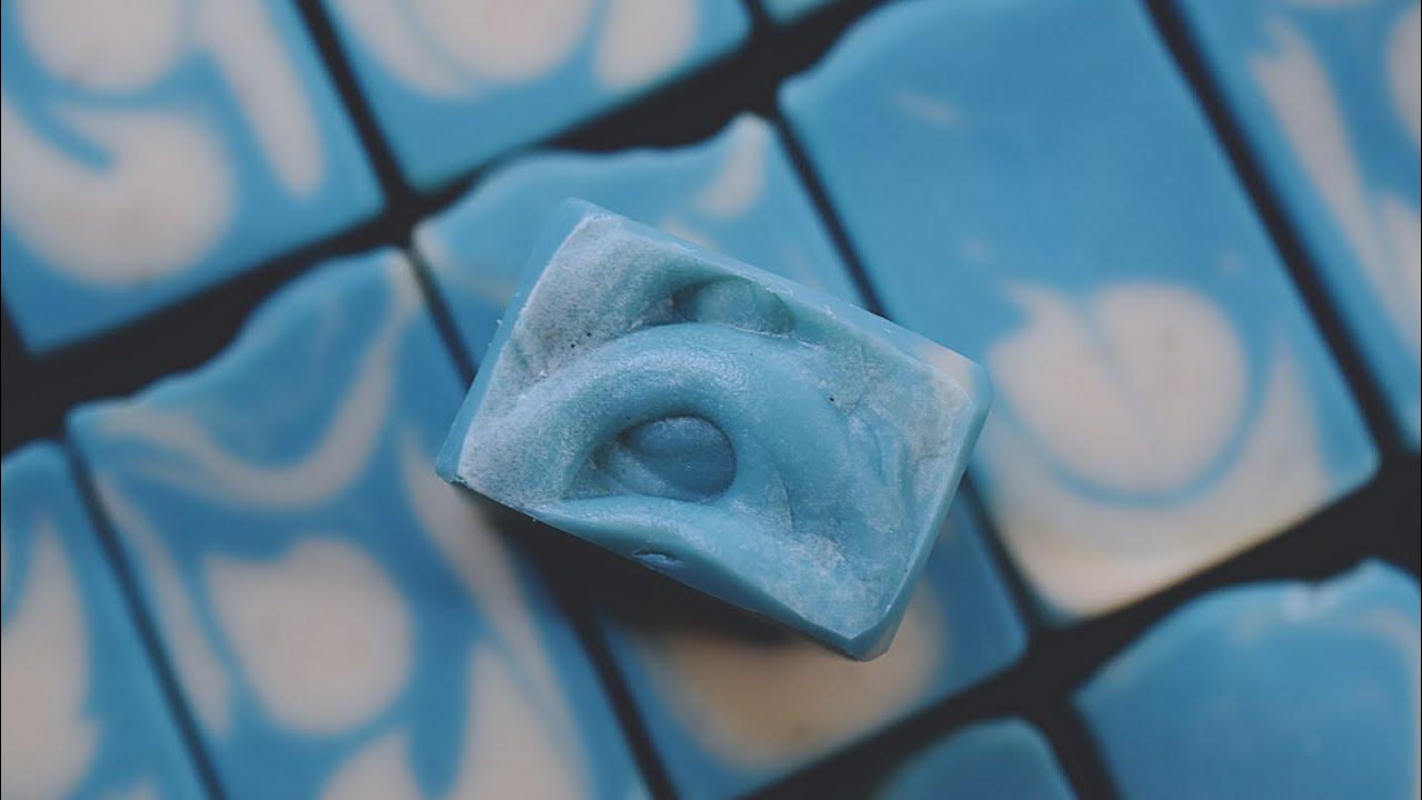 Wild Currant and Sandalwood Cold Process Soap Making Color Morphing