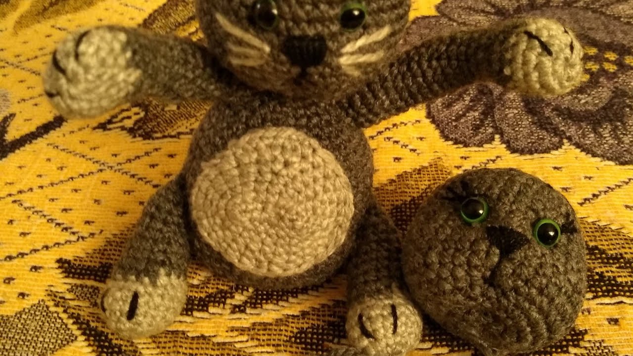 Gatito  amigurumi sujeta cortinas, crochet.