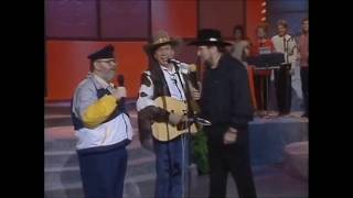 Buck Owens, Waylon Jennings, & Johnny Russell: Act Naturally + Interview, 1989