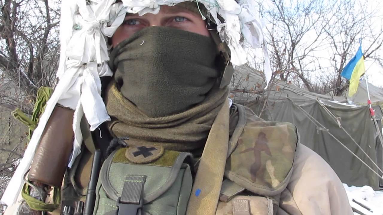 ВСУ разместили бронетехнику рядом с линией соприкосновения в Донбассе