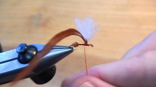 Tying the cinnamon parachute ant with Arrick's Fly Shop