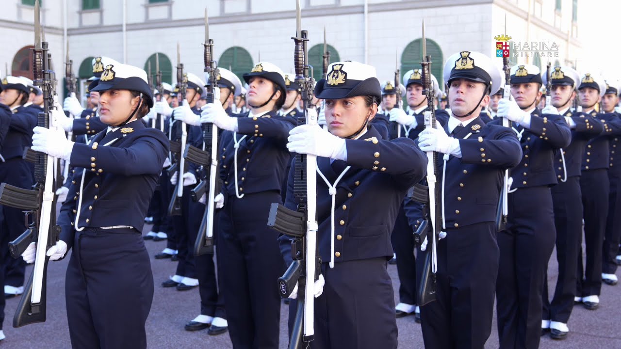 Accademia Navale: a Livorno il giuramento degli Allievi della prima classe dei corsi normali