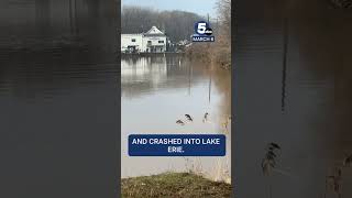 2 women dead after car crashes into lake