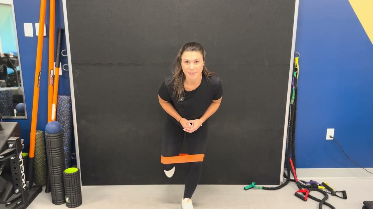 Isometric Single-Leg Clamshell | Hip Stability for Golf Performance