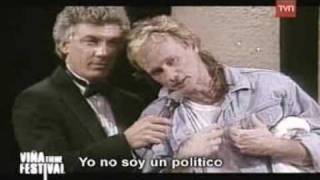 Mr Mister - Richard Page Lee La Carta Contra Los Artistas Amenazados De Muerte - In Chile 1988