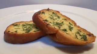 طريقة عمل خبز الثوم من العيش الفينو في الفرن - Garlic Bread