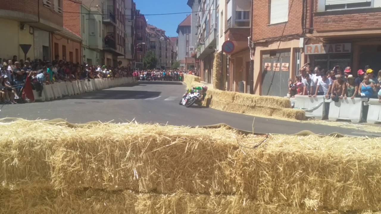 Carreras De La Ba eza 2016 YouTube carreras-de-la-ba-eza-2016-youtube