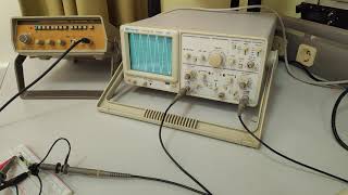 Phys320-Exp 9 - Series Resonant Circuits