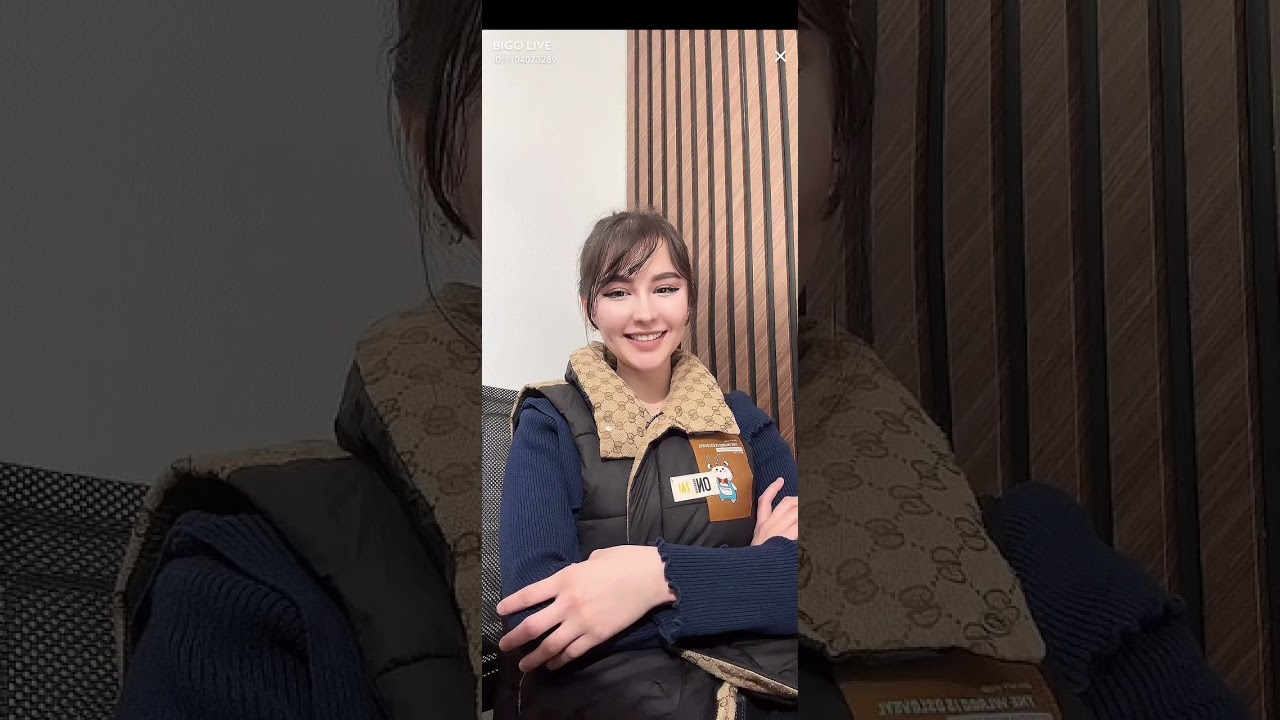 Cute girl in Bigo|| Bigo emoji Official