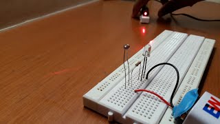 ✔'LDR Circuit' / 'Light Sensor'💡on Breadboard. screenshot 3