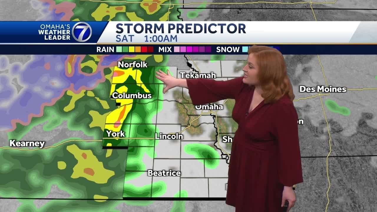 Warm and breezy Thursday morning forecast, severe storms possible Friday in Omaha