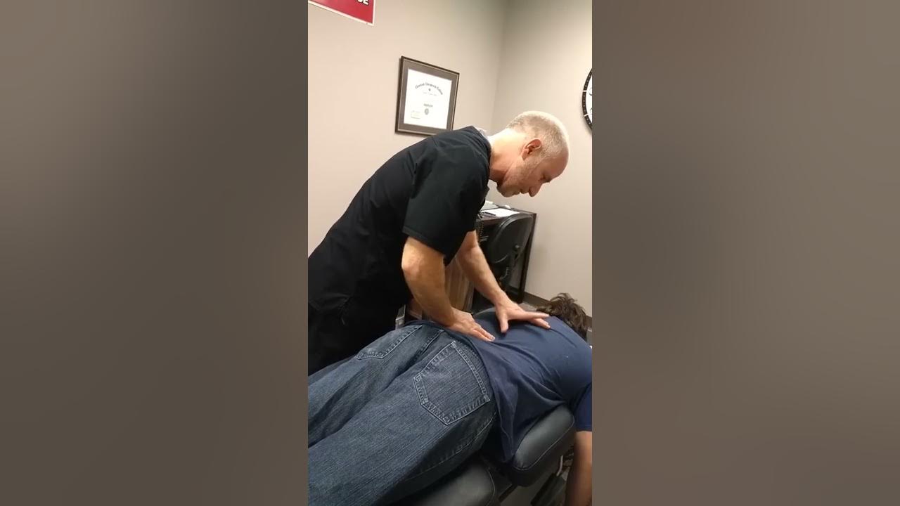 Chiropractor Independence MO Chiropractic Adjustment at Classic Functional Health YouTube