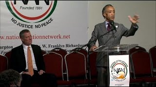 De Blasio Appears With Sharpton, Urges Public To Respect Police