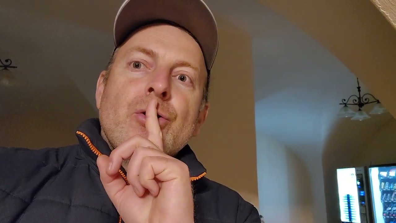 ПРОБРАЛСЯ НОЧЬЮ В УНИВЕРСИТЕТ ВИЛЬНЮСА И ОБНАРУЖИЛ УДИВИТЕЛЬНОЕ / VILNIUS UNIVERSITY AT NIGHT