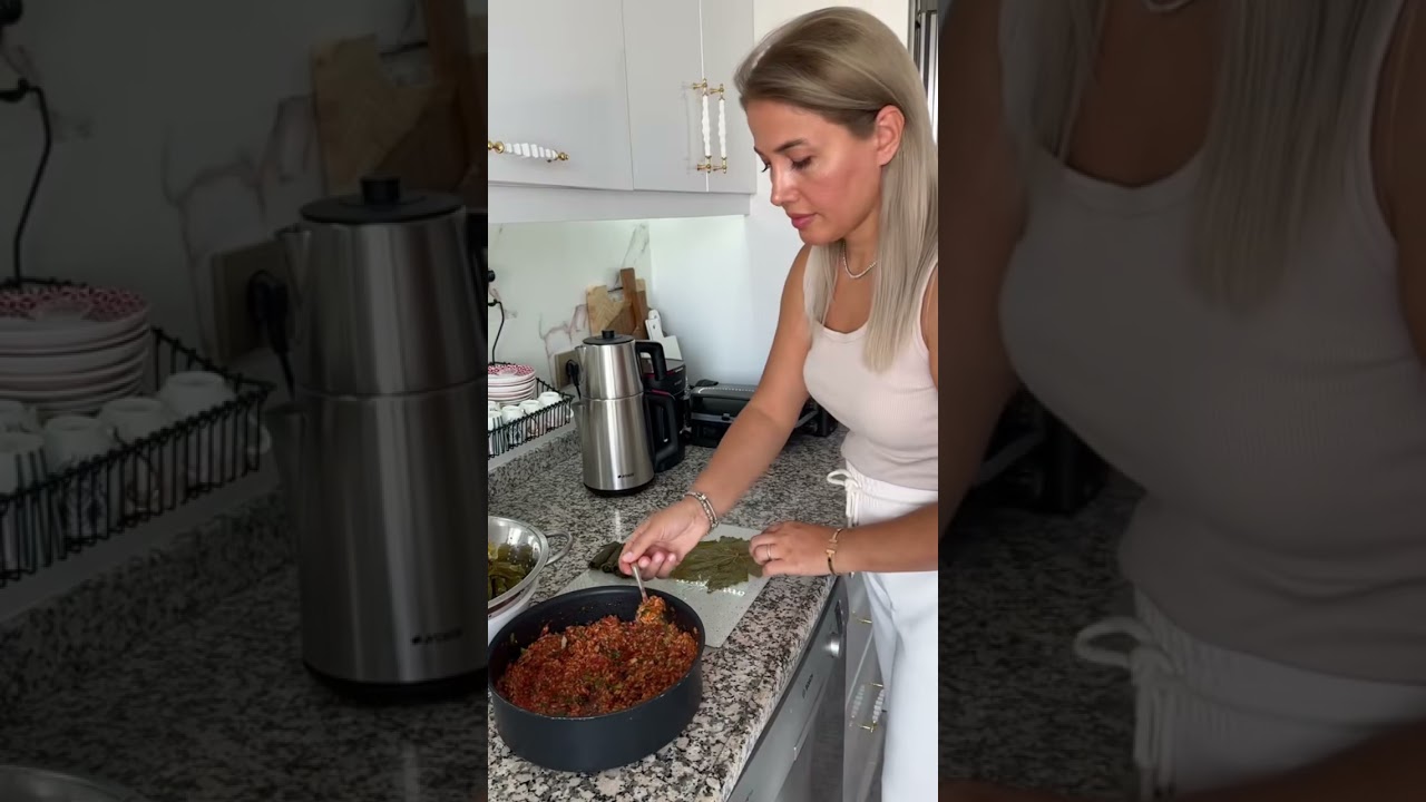 Zeytinyağlı yaprak sarma tarifi😋#pratiktarifler #shorts #zeytinyağlıtarifler #yapraksarması Zeytinyağlı yaprak sarma tarifi😋#pratiktarifler #shorts #zeytinyağlıtarifler #yapraksarması