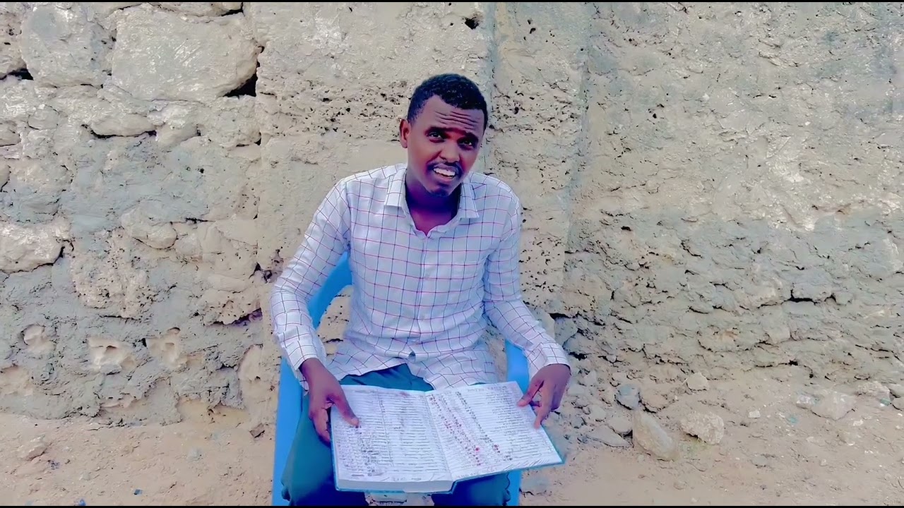 Couch yaasiin Mohamed Hassan dooraale