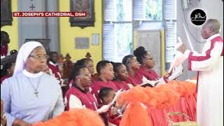 Atukuzwe Baba na Mwana na Roho Mtakatifu - Kwaya ya Familia Takatifu St. Joseph's Cathedral