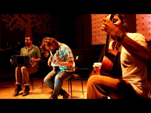 La Saladita (Cueca) - Willy González "Tamocomoqueremo" Trio