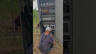 Антон запускает скважинный насос