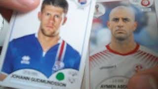 comprando estampas para mi album fifa 2018