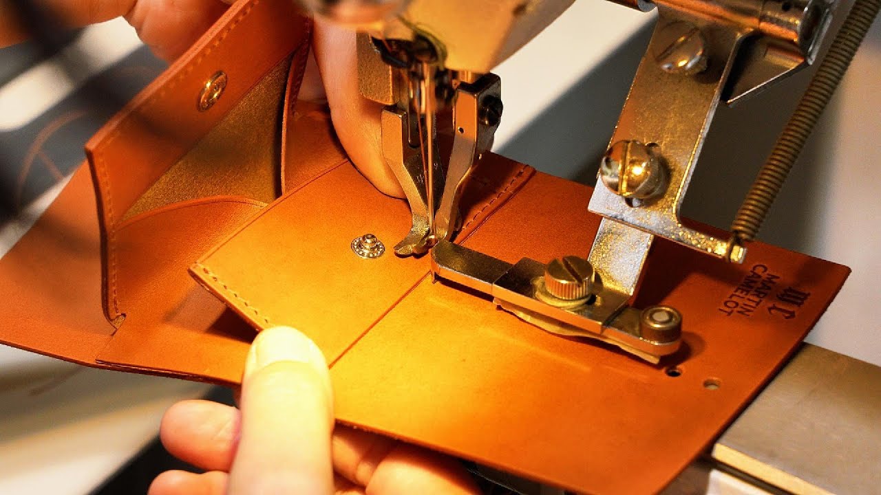 ミニマリストの最適解｜キーケース&ミニ財布の機能性｜MARTIN CAMELOT【製作風景】