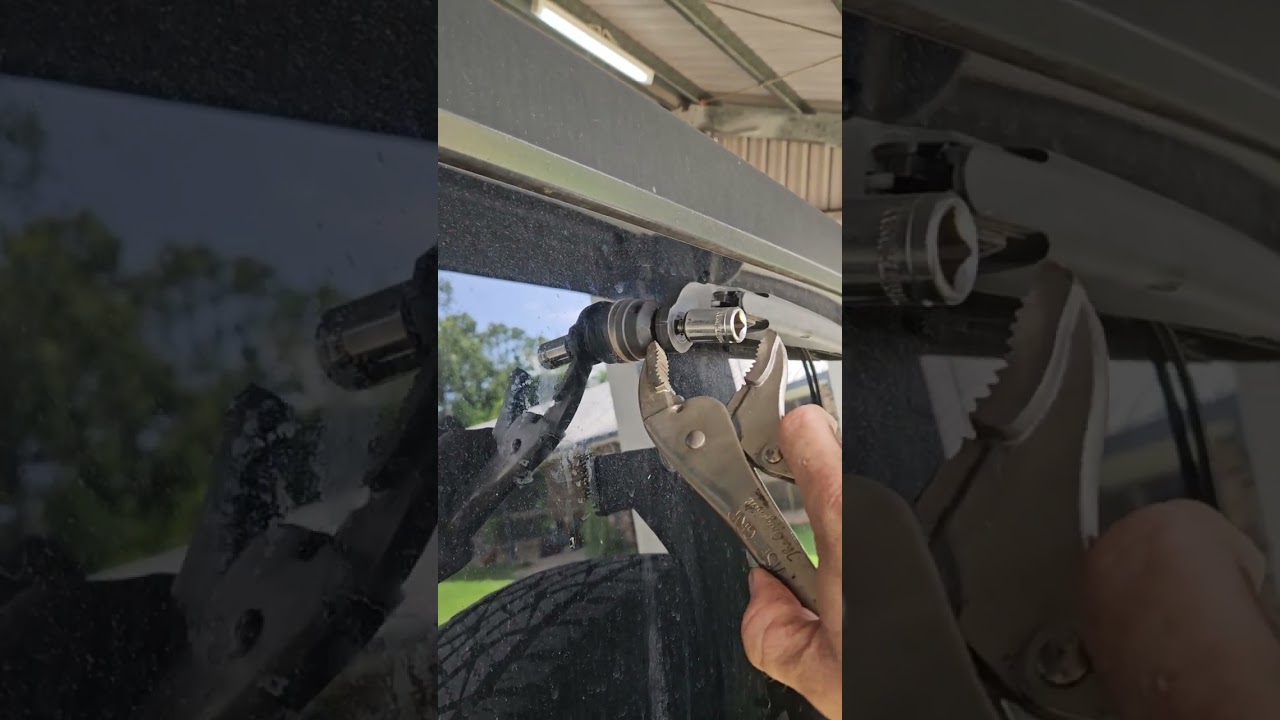 tip for taking the rear wiper arm off a JK Wrangler without damaging the washer nozzle